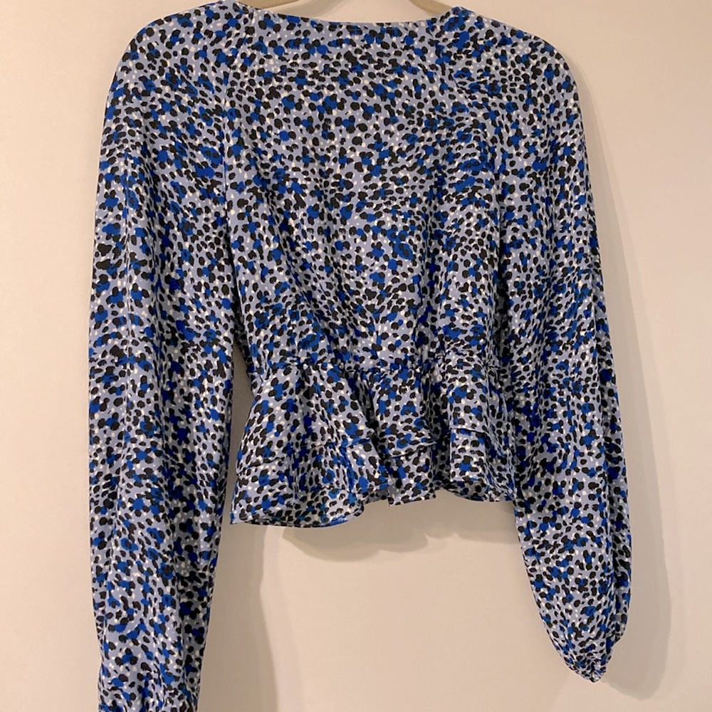 Express Blouse - Picture 4 of 4